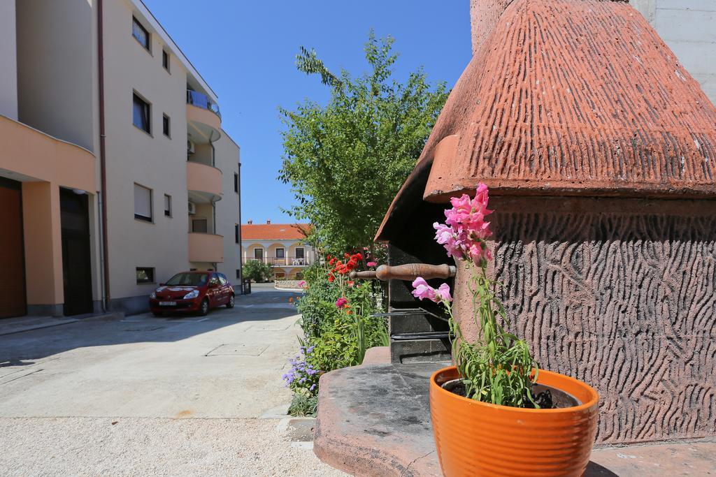 Apartments Bobi Zadar Exteriör bild
